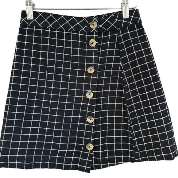 H&M Divided Women's Short A-Line High Waisted Skirt with Front Buttons Sz 2 GUC - Picture 1 of 6